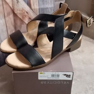 Life Stride Velocity Sandals